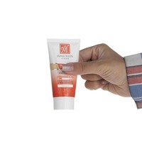 خرید کرم ضد آفتاب رنگی مای SPF 60 مدل Extreme Protection مناسب پوست خشک و معمولی تنالیته روشن